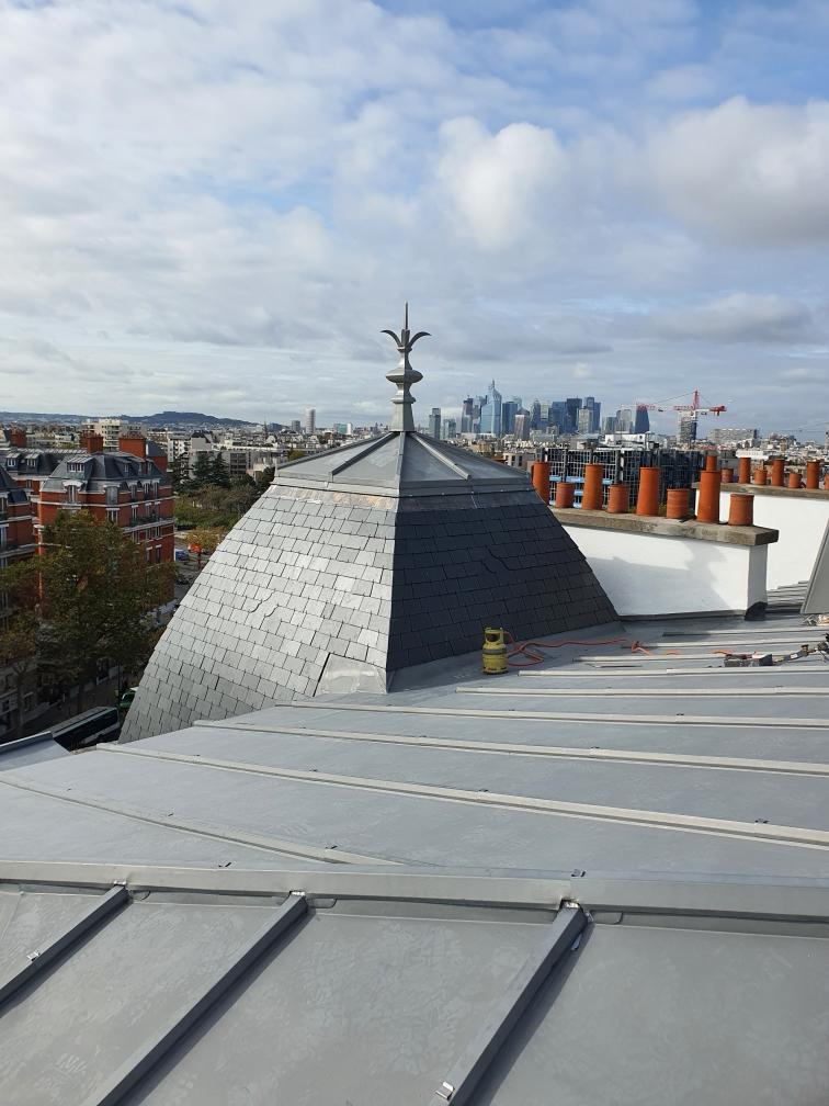 Chantier toiture immeuble collectif Paris